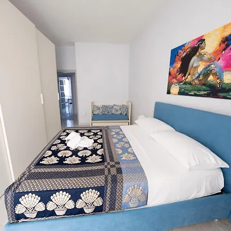 Marinelli House - Song Parthenope *